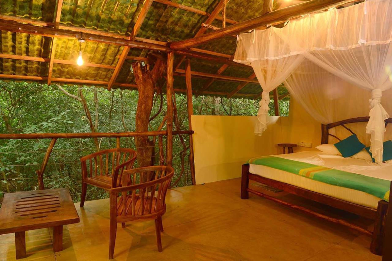 Back Of Beyond - Pidurangala Villa Sigiriya Luaran gambar