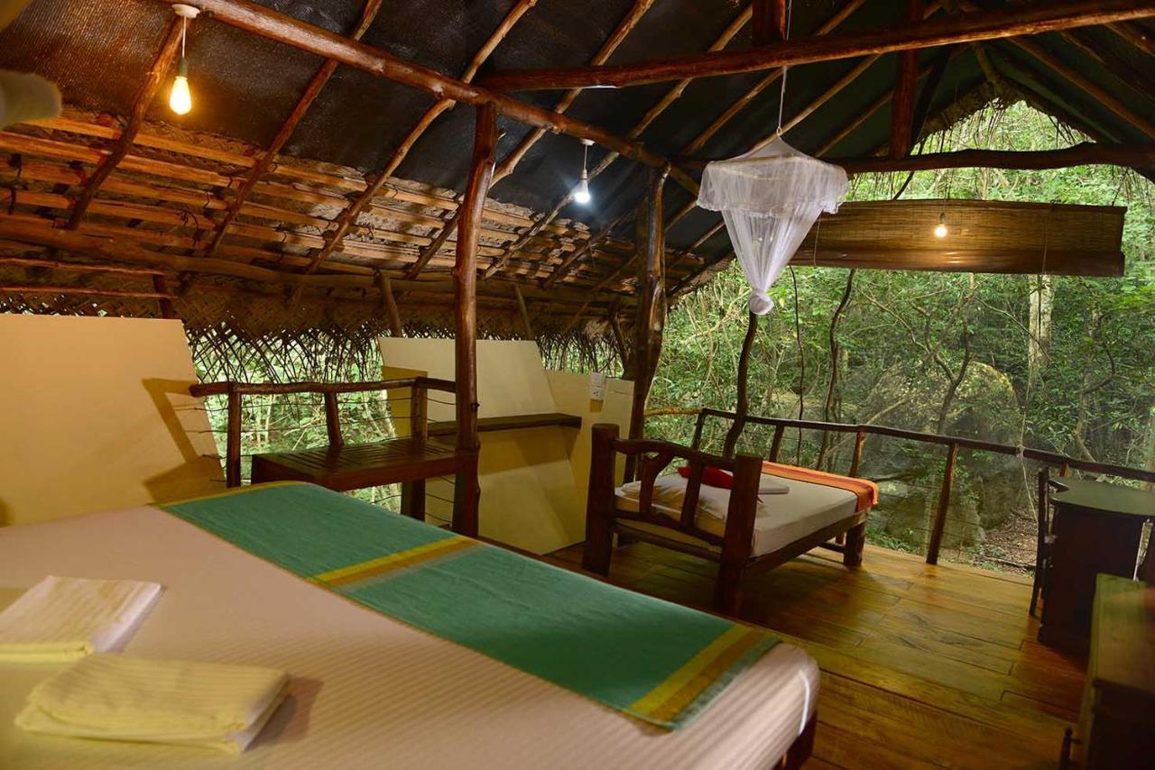 Back Of Beyond - Pidurangala Villa Sigiriya Luaran gambar